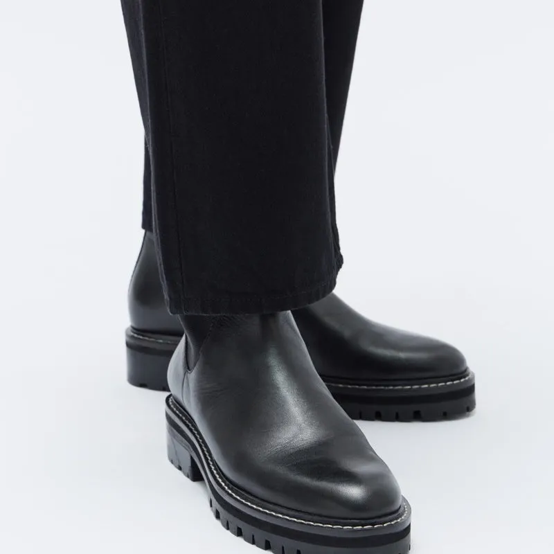 Assembly Label - Contrast Stitch Leather Boot - Black