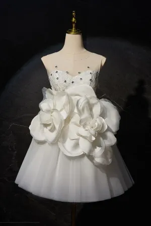 Charming Ivory Sleeveless Homecoming Dresses with Flower Appliques