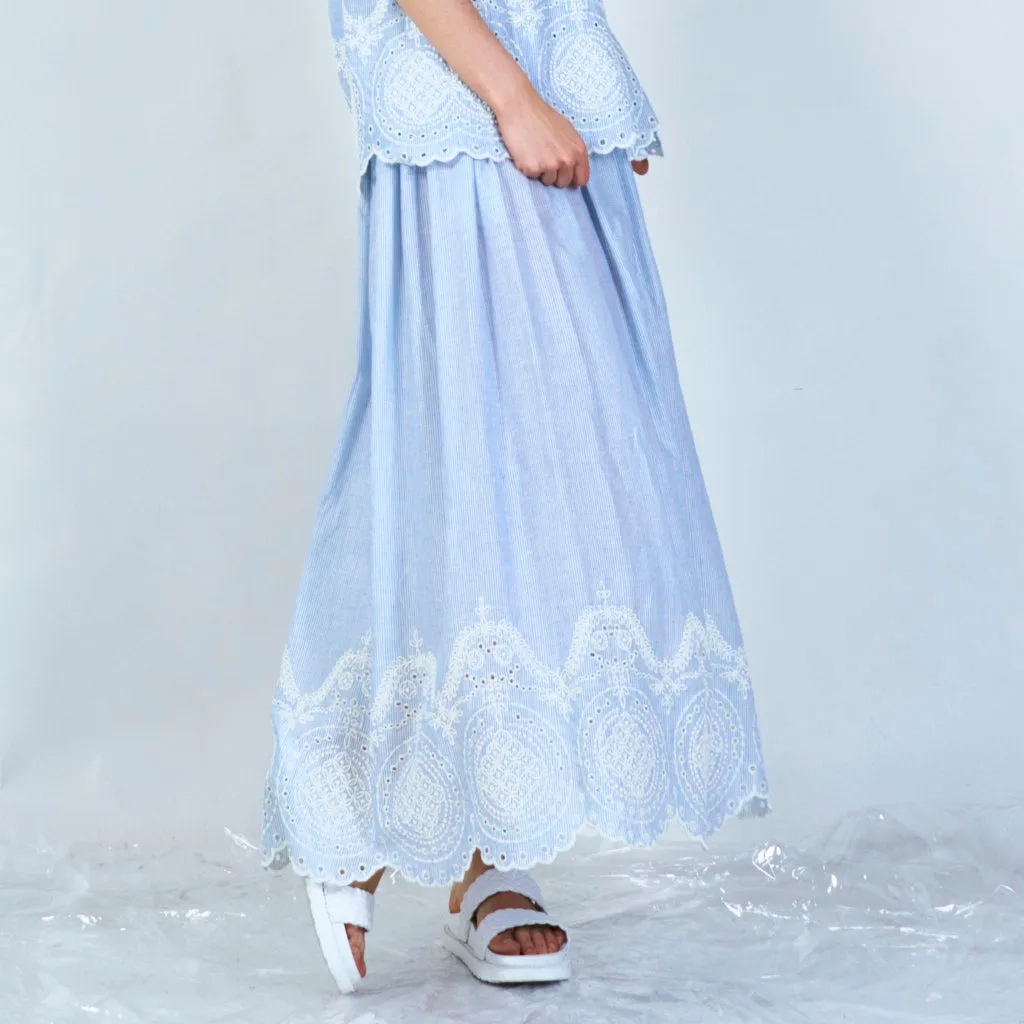 Elegant maxi skirt with lace trim wholesale