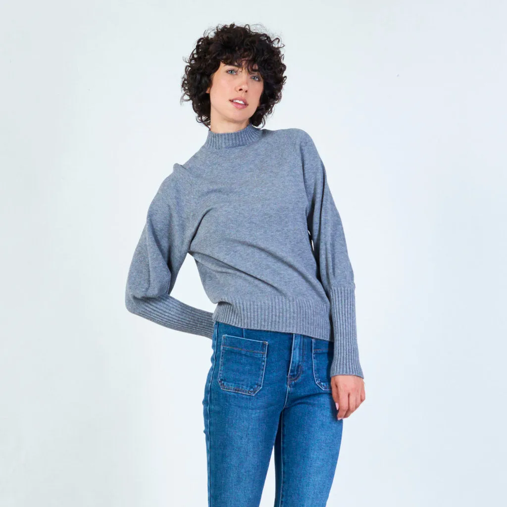 Ribbed crew neck sweater with relaxed fit wholesale